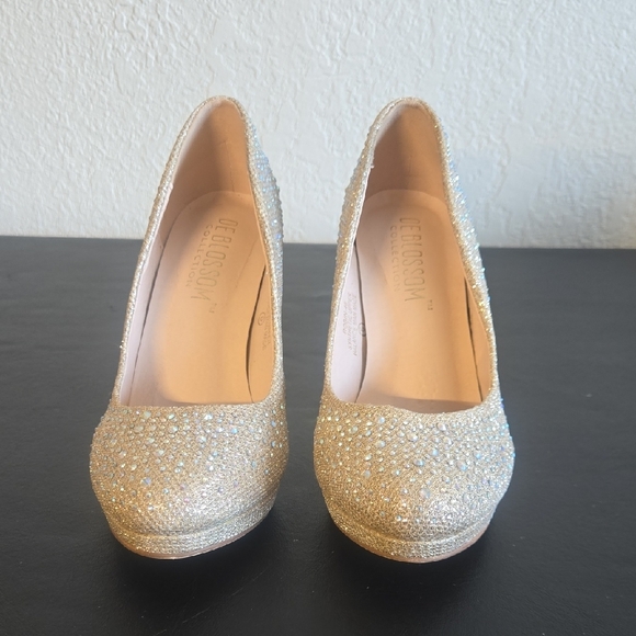 De Blossom Collection Sparkling Gold Heels - Picture 3 of 9